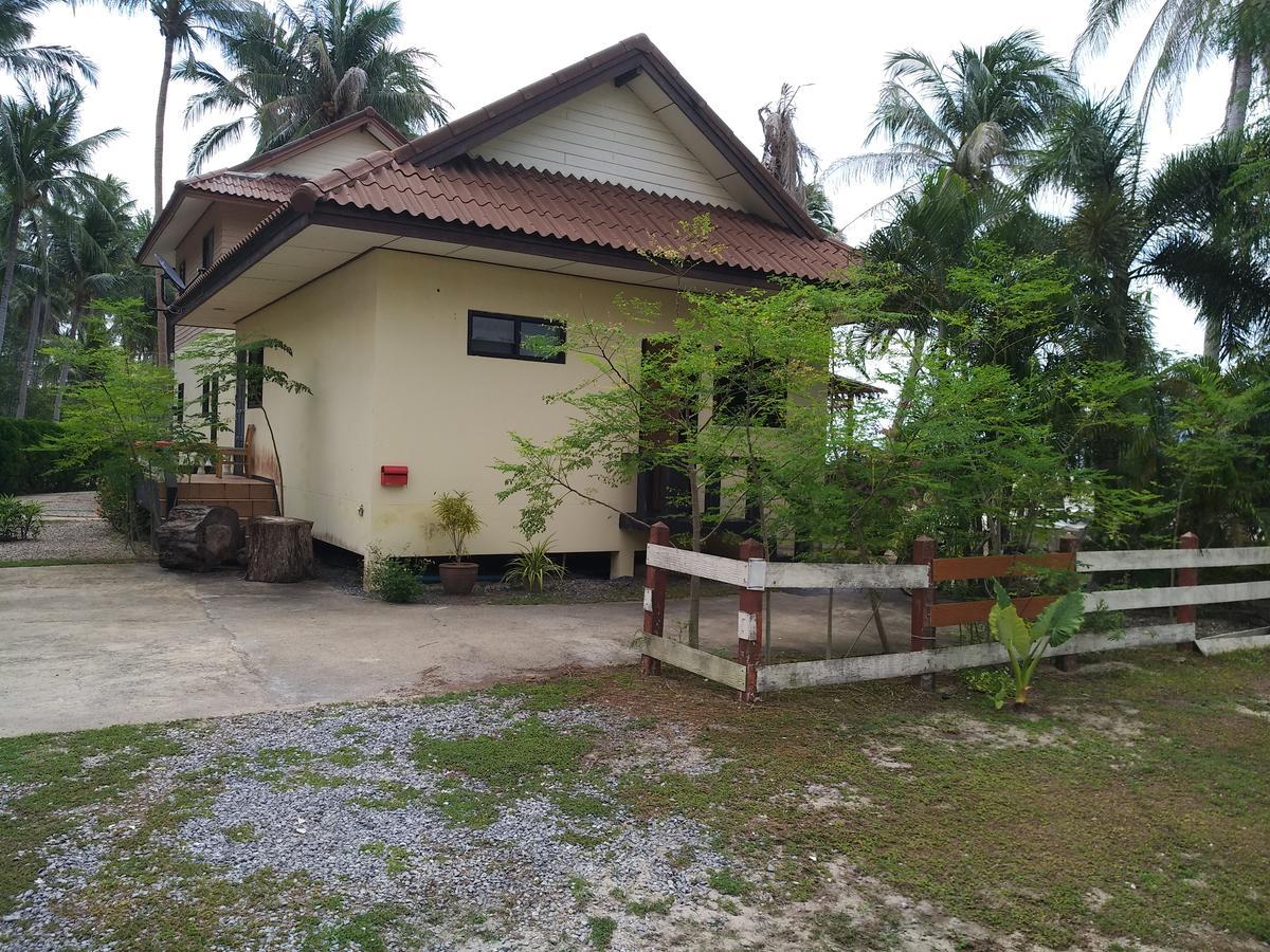 Right On The Beach House Villa Taling Ngam Beach Kültér fotó